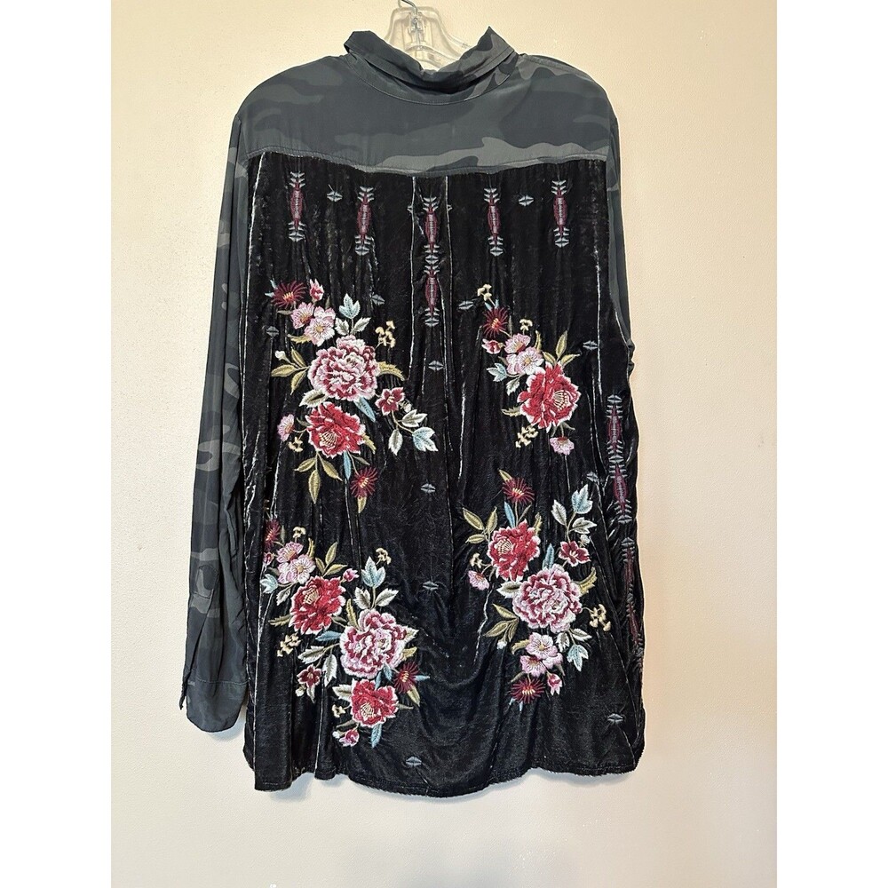 JOHNNY WAS Silk & Velvet Green Camo Embroidered Shirt Blouse XL Boho Floral